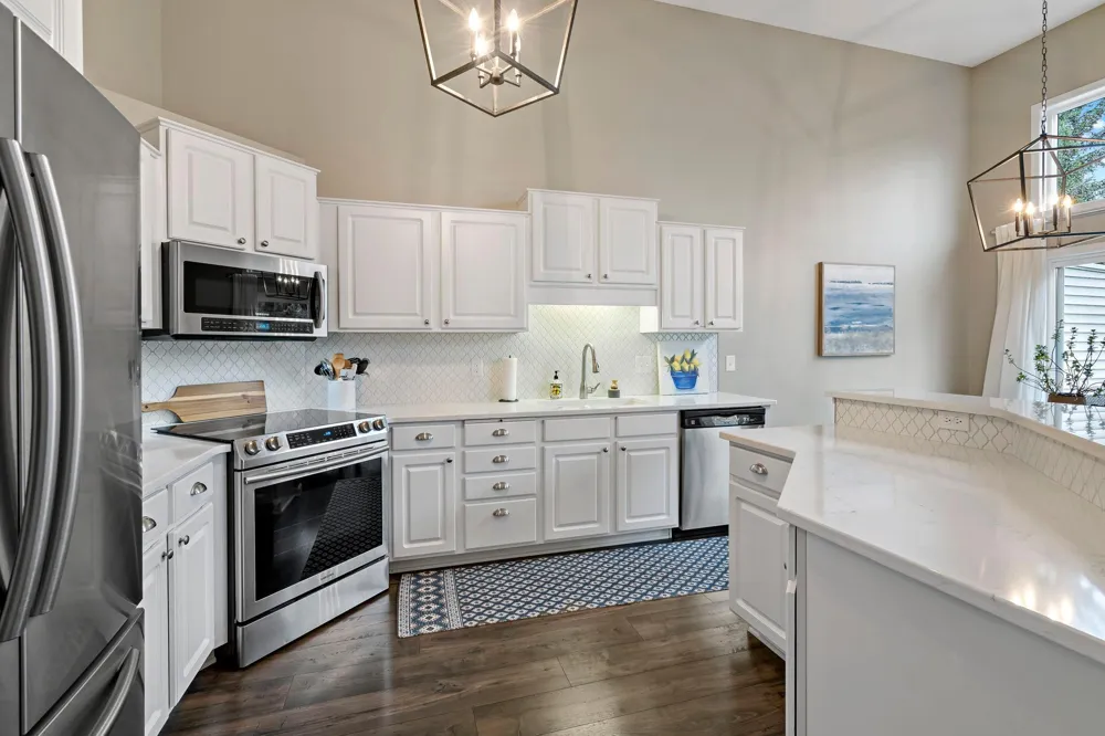 9215 190th Street W Lakeville, MN 55044