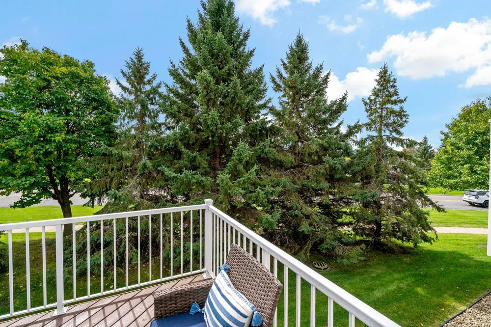 9215 190th Street W Lakeville, MN 55044