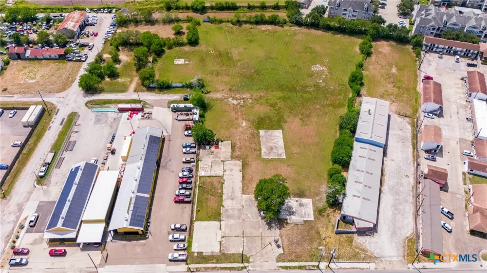 3105 Houston Highway Victoria, TX 77901