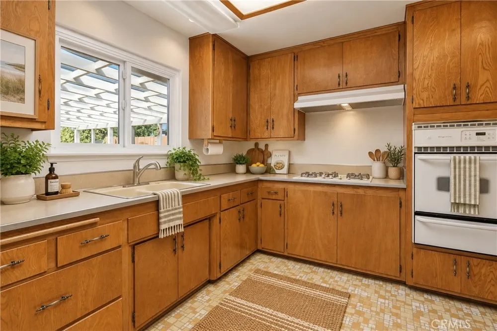 2142 Foster Oceanside, CA 92054