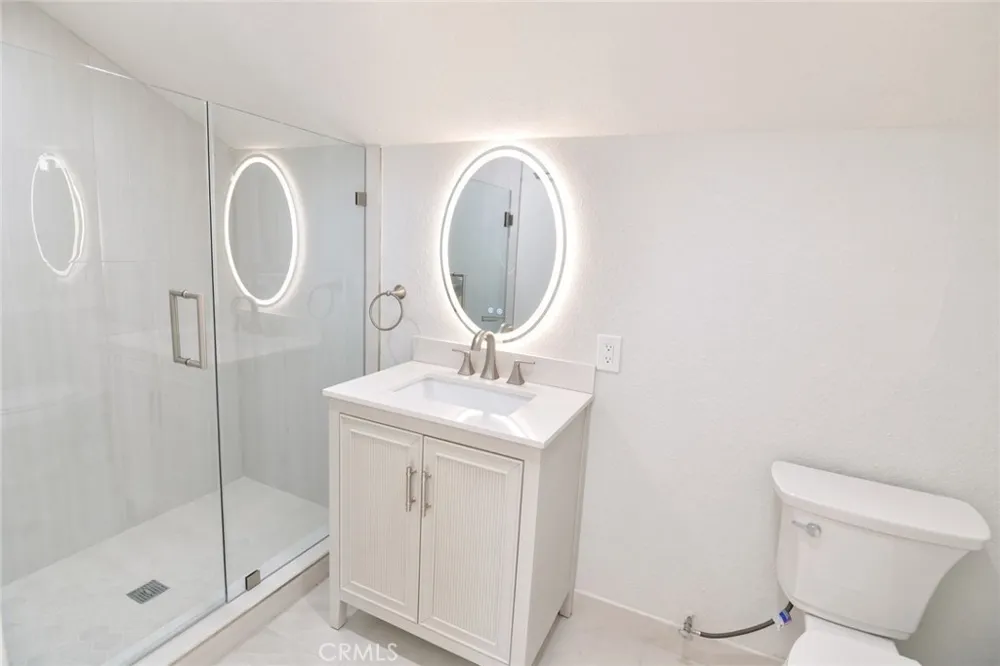 35 Lindberg Irvine, CA 92620