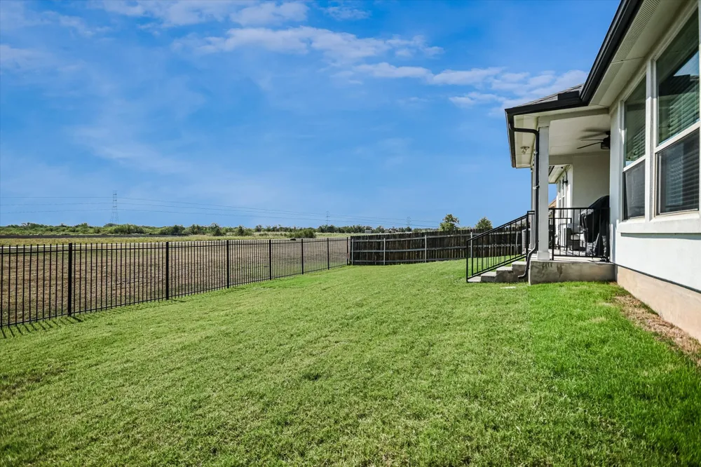 16932 Aventura Avenue Pflugerville, TX 78660