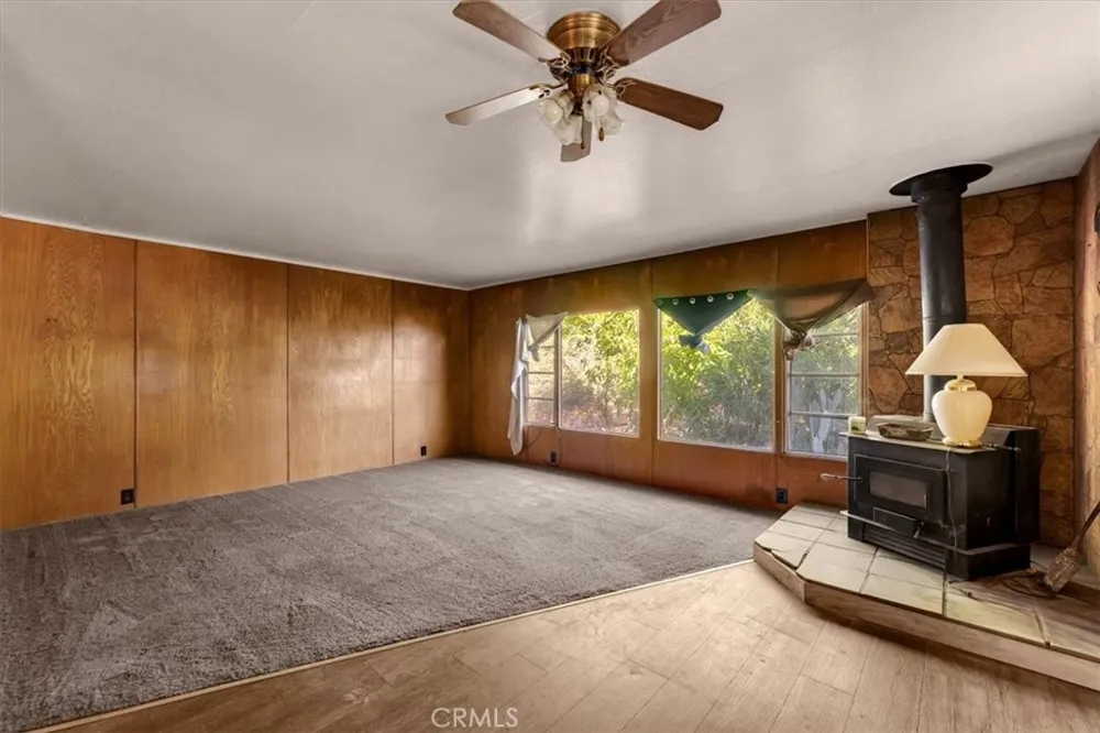 8644 El Camino Gerber, CA 96035