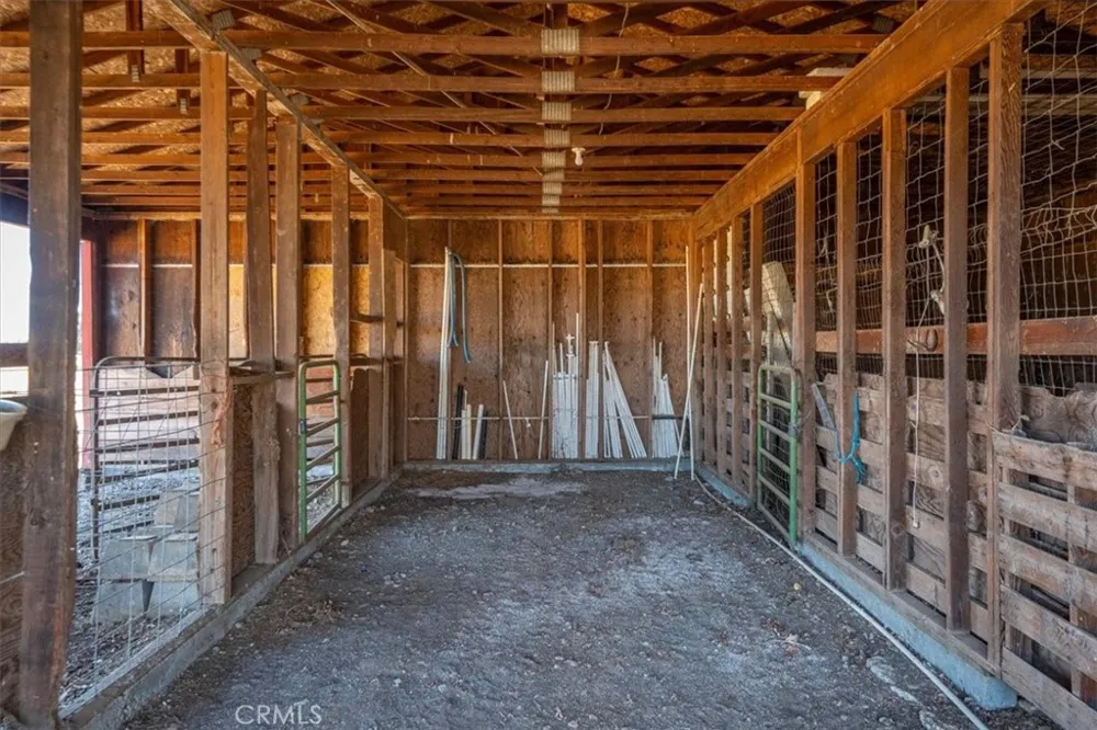 8644 El Camino Gerber, CA 96035