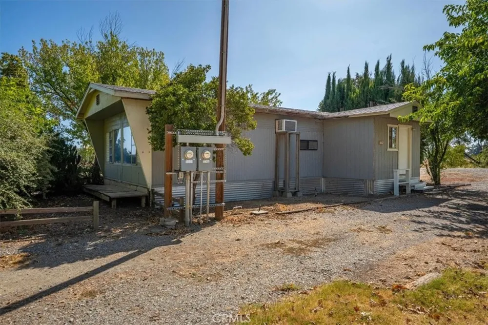 8644 El Camino Gerber, CA 96035