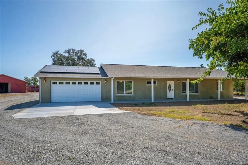 8644 El Camino Gerber, CA 96035