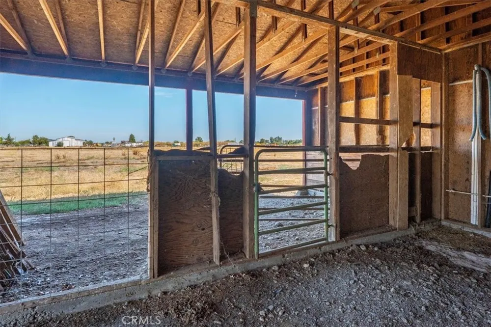 8644 El Camino Gerber, CA 96035