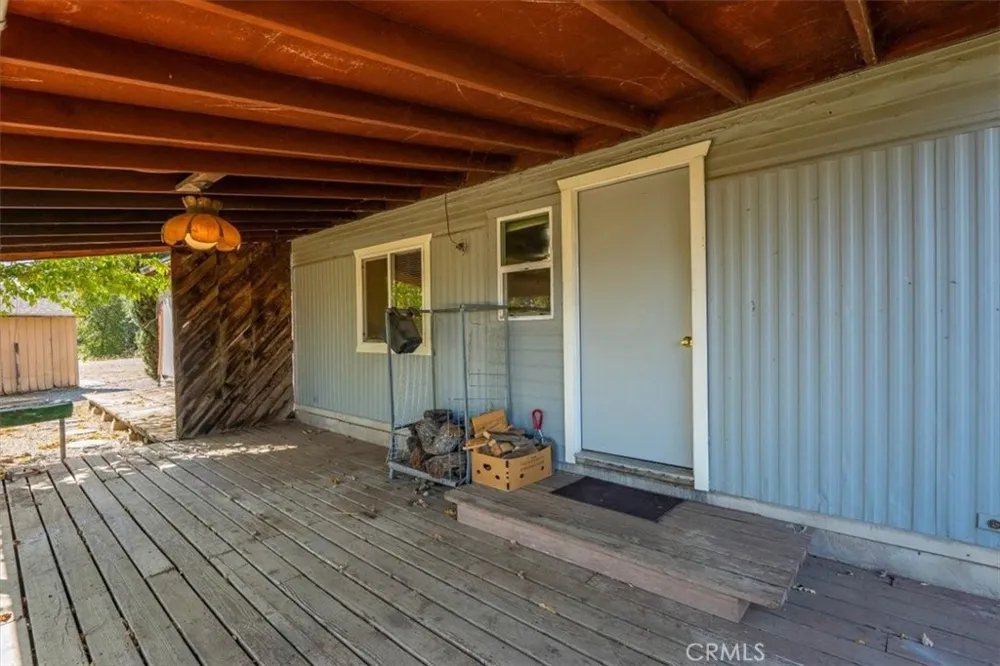 8644 El Camino Gerber, CA 96035