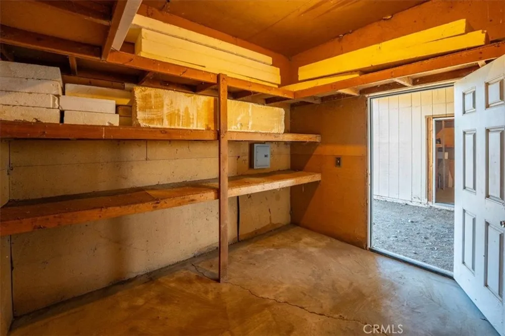 8644 El Camino Gerber, CA 96035