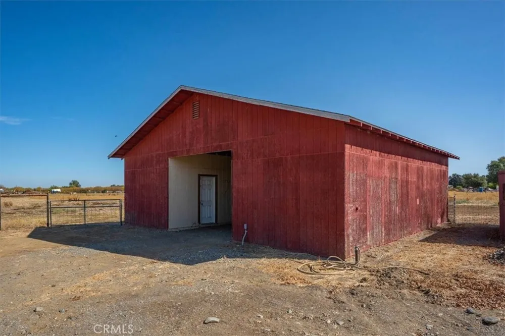 8644 El Camino Gerber, CA 96035