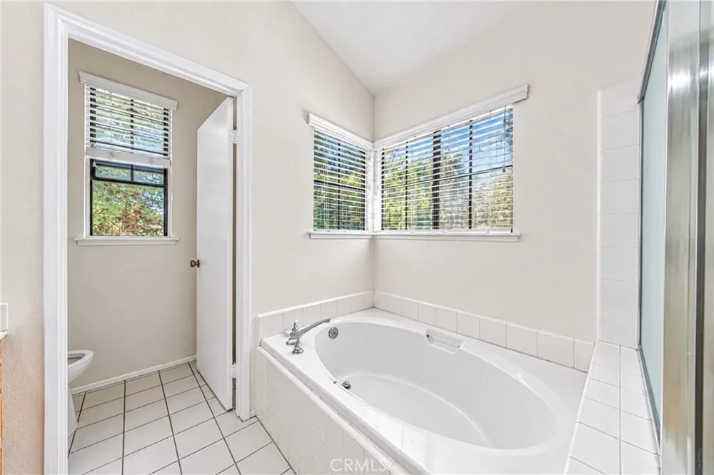 22915 Colombard Diamond Bar, CA 91765