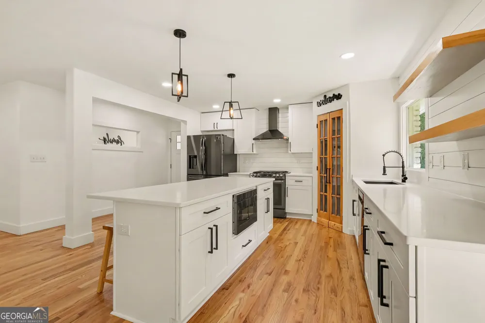 2800 Duke of Gloucester ST Atlanta, GA 30344