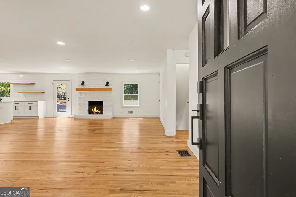 2800 Duke of Gloucester ST Atlanta, GA 30344