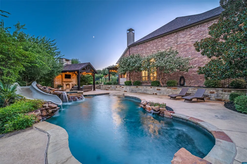 2570 BENDBROOK TRAIL Prosper, TX 75078