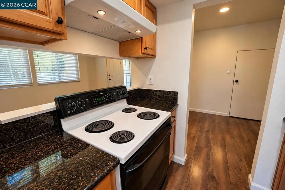 1416 Del Rio Cir #B Concord, CA 94518