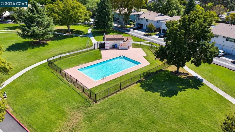 1416 Del Rio Cir #B Concord, CA 94518