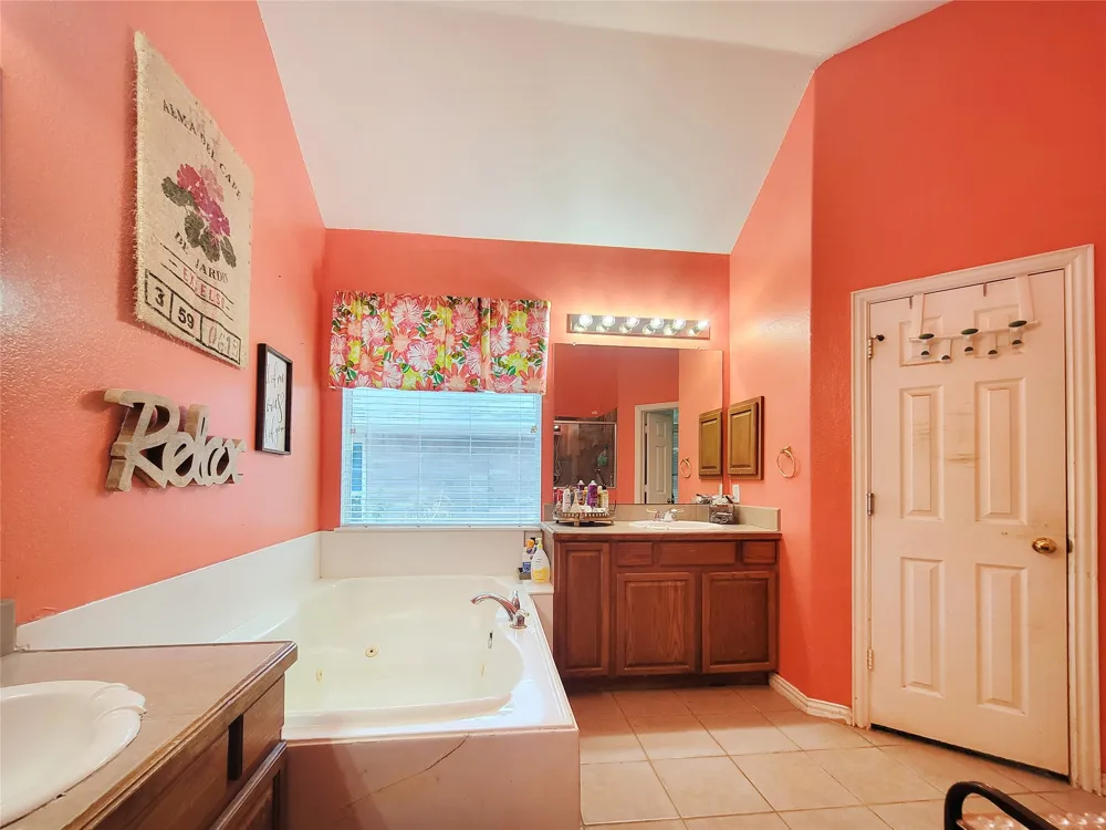 3808 Drexel Drive Denton, TX 76210
