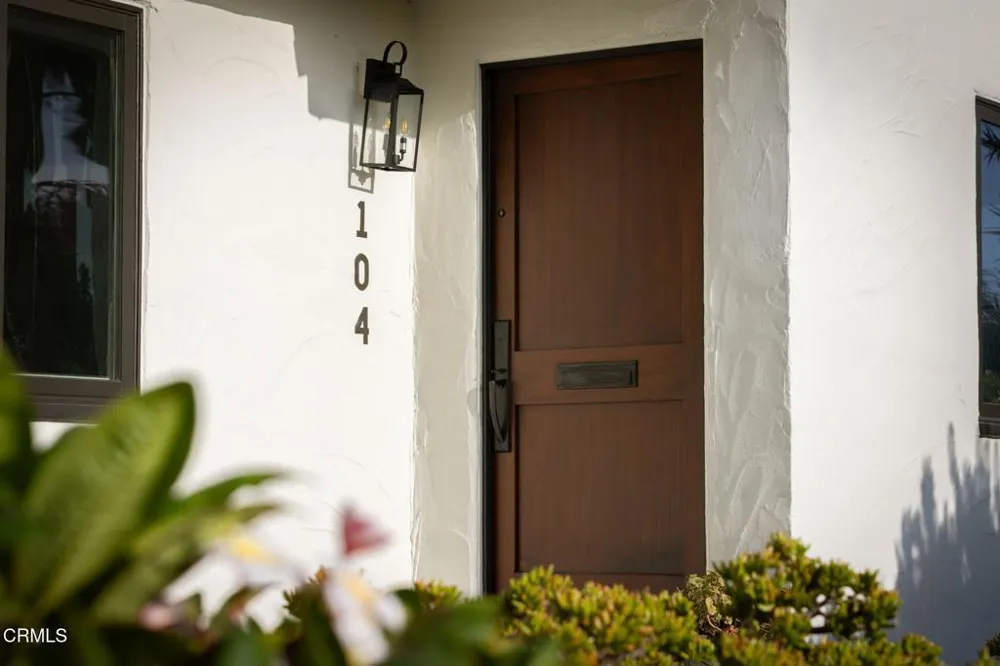 104 S Dunning Street Ventura, CA 93003
