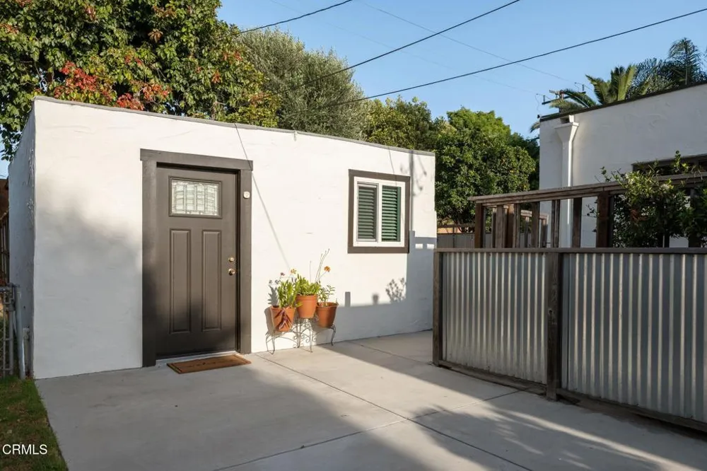 104 S Dunning Street Ventura, CA 93003