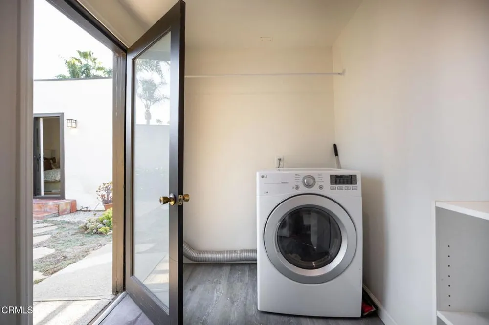 104 S Dunning Street Ventura, CA 93003