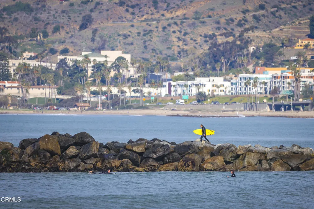 104 S Dunning Street Ventura, CA 93003