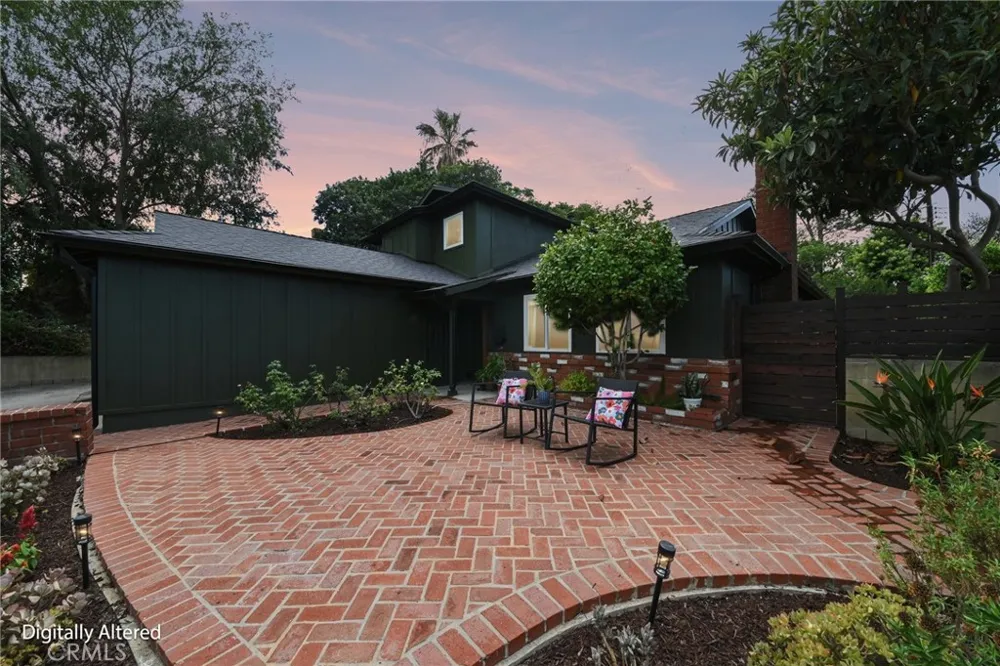 1311 Meyler San Pedro, CA 90731