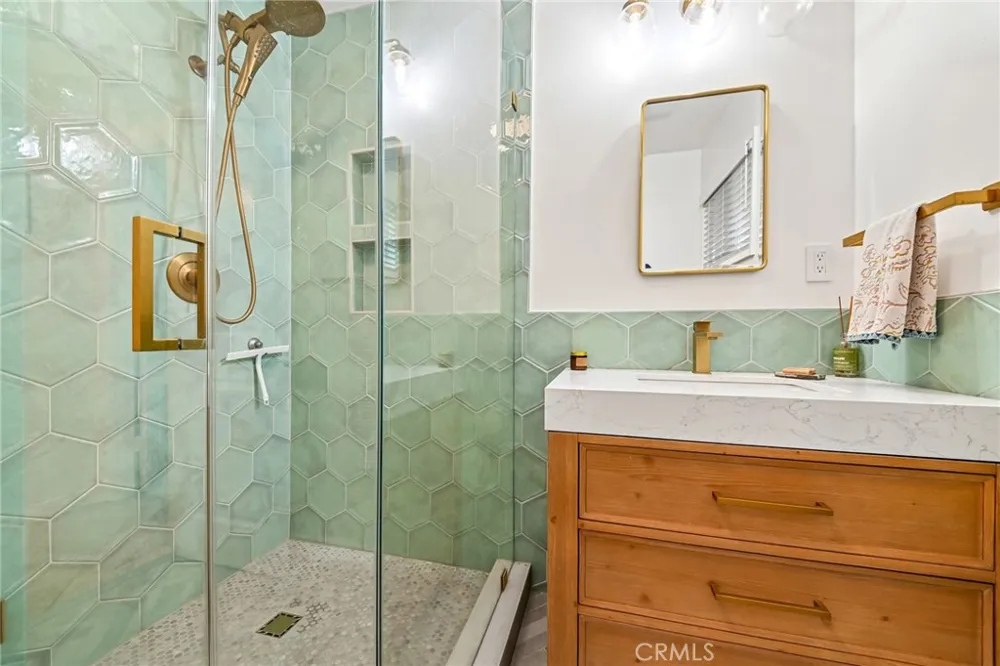 1311 Meyler San Pedro, CA 90731