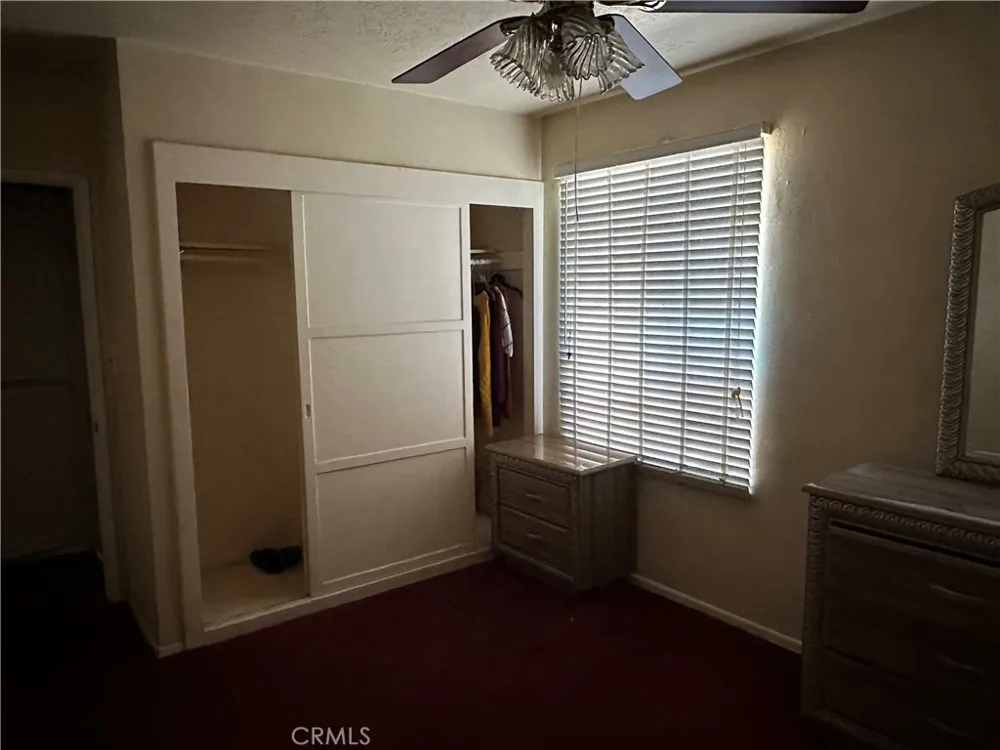 2125 W 11th Santa Ana, CA 92703