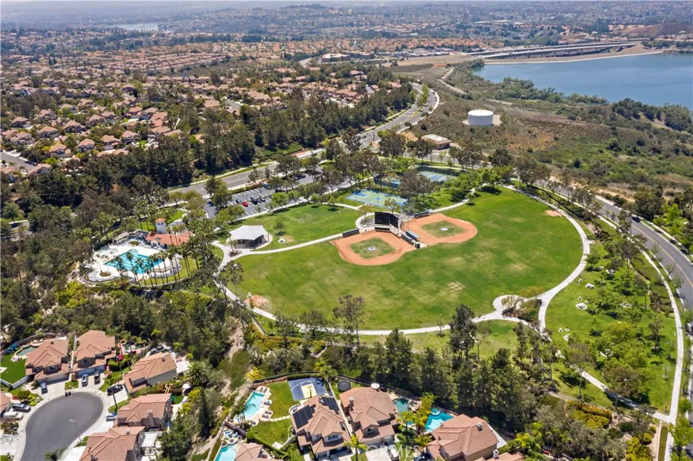 37 Mira Mesa Rancho Santa Margarita, CA 92688