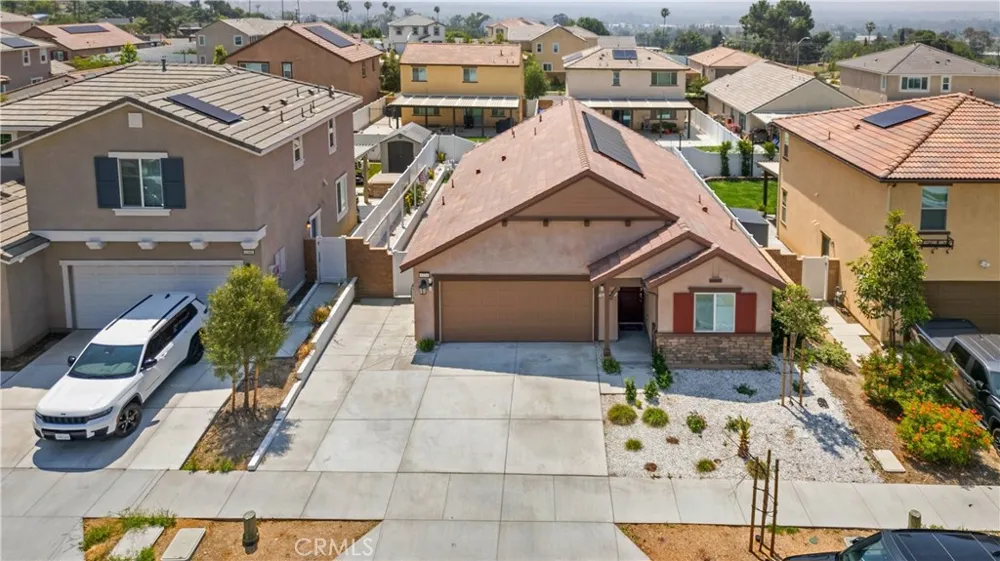 6354 Big Bend Jurupa Valley, CA 92509