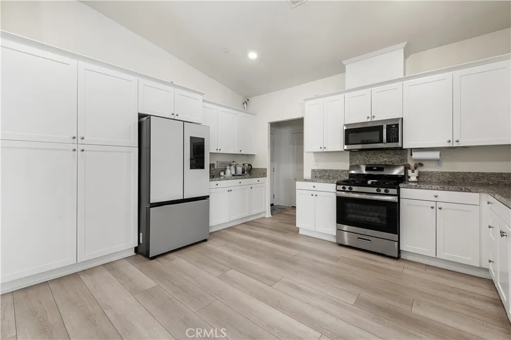 6354 Big Bend Jurupa Valley, CA 92509
