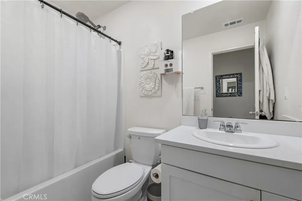 6354 Big Bend Jurupa Valley, CA 92509
