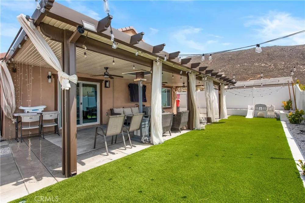 6354 Big Bend Jurupa Valley, CA 92509