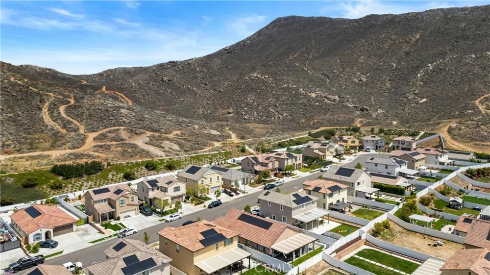 6354 Big Bend Jurupa Valley, CA 92509