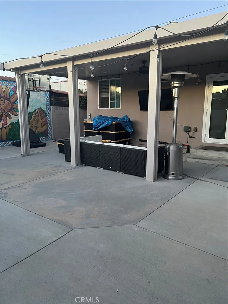 521 Vine Anaheim, CA 92805