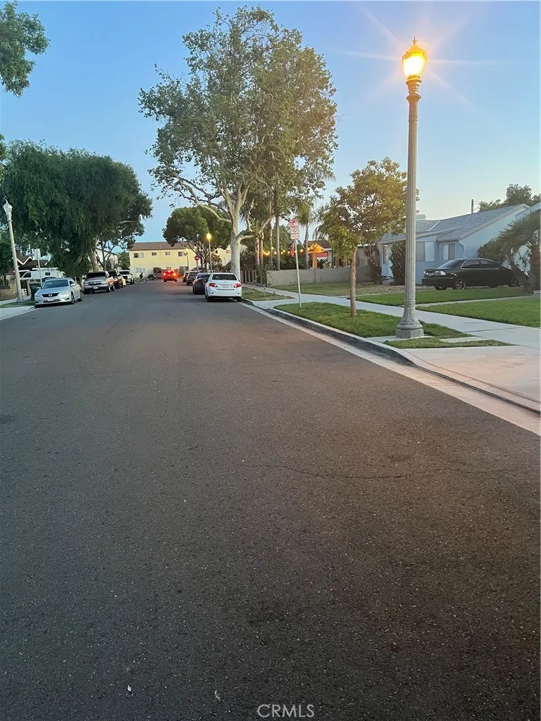 521 Vine Anaheim, CA 92805