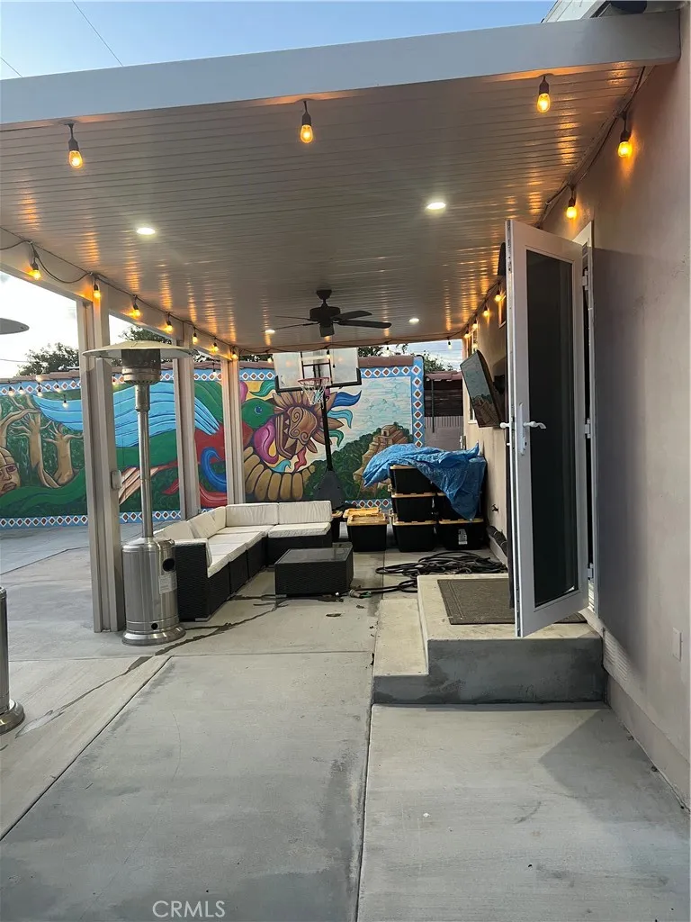 521 Vine Anaheim, CA 92805