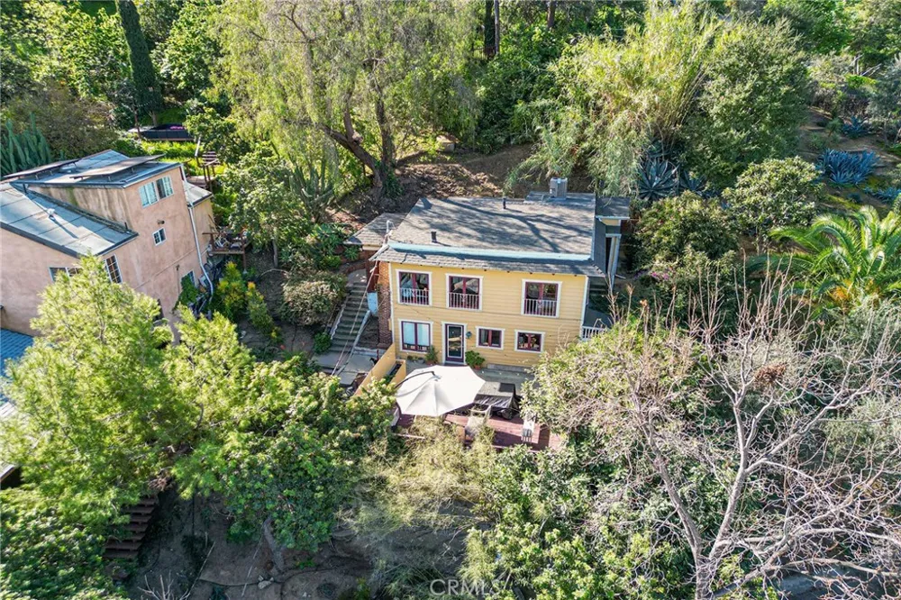 1726 Bridgeport Los Angeles, CA 90065