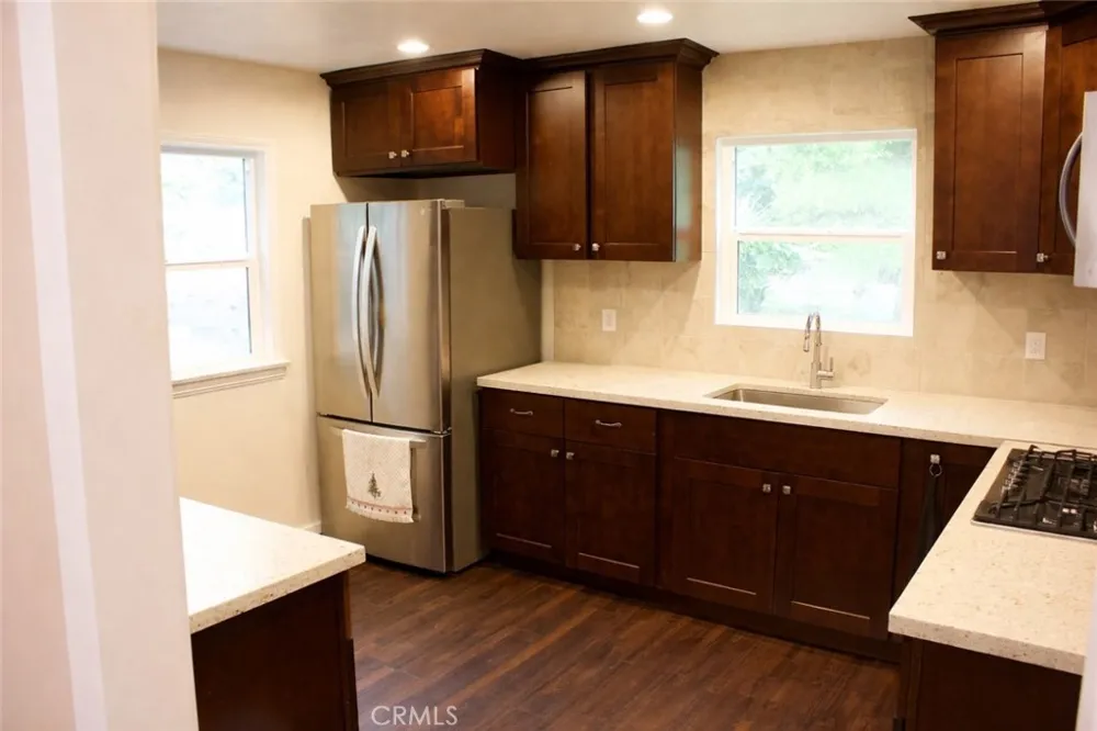 1278 Van Pelt Los Angeles, CA 90063
