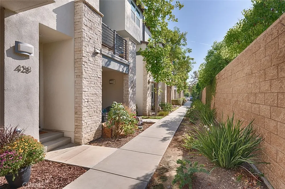 428 Broadway Brea, CA 92821