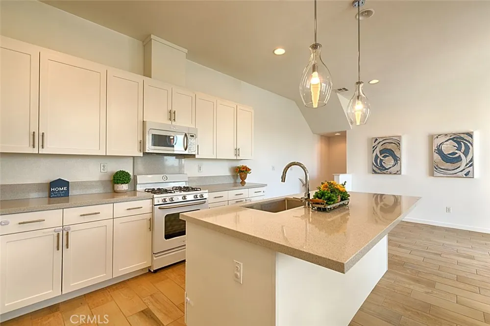 428 Broadway Brea, CA 92821