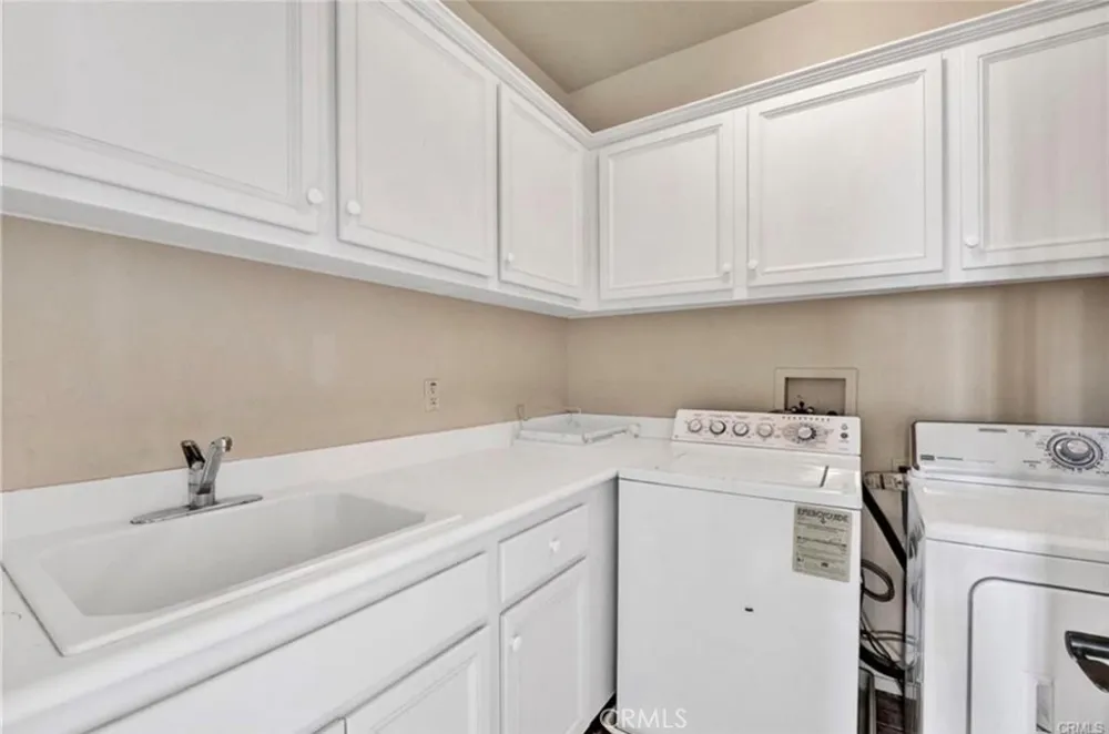 9 Carmichael Irvine, CA 92602