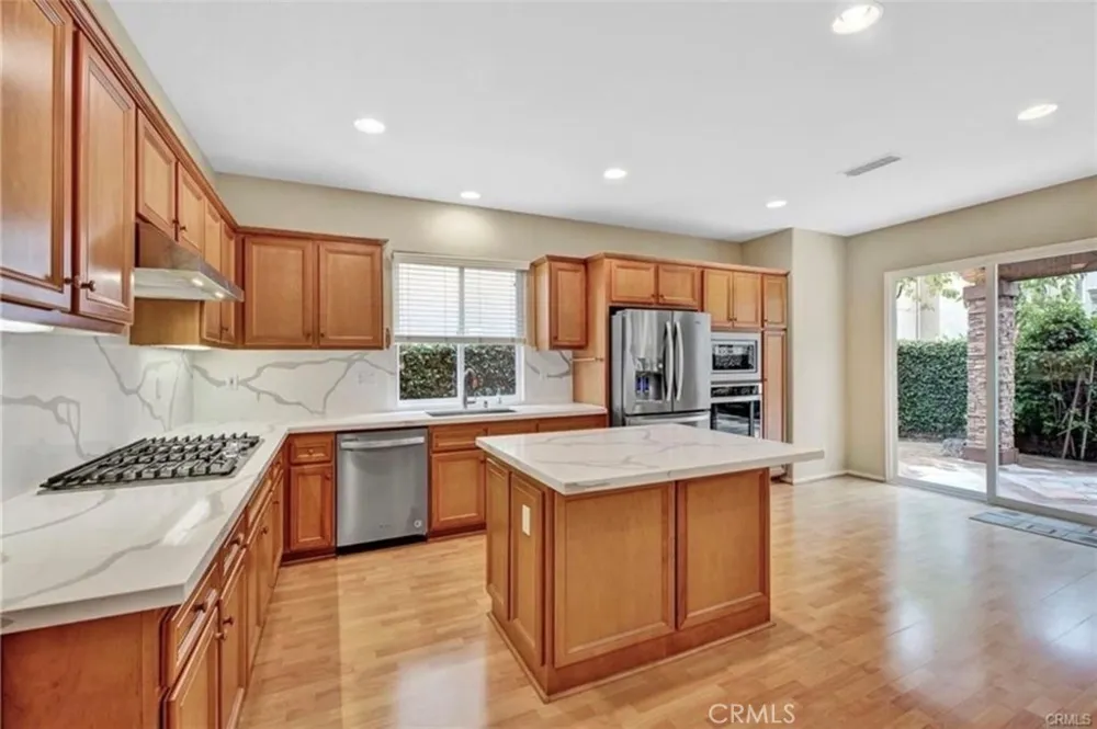 9 Carmichael Irvine, CA 92602