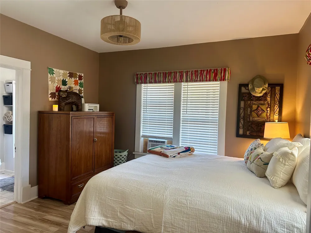 1410 W Elm Street Durant, OK 74701