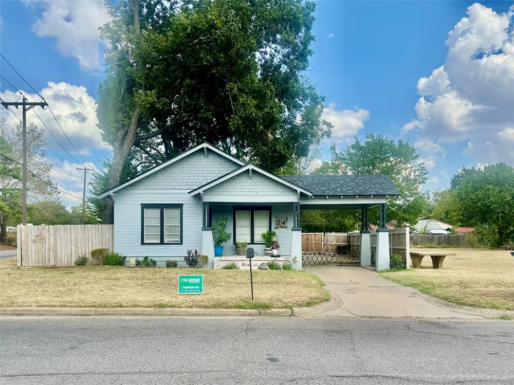 1410 W Elm Street Durant, OK 74701