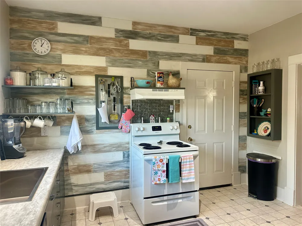 1410 W Elm Street Durant, OK 74701