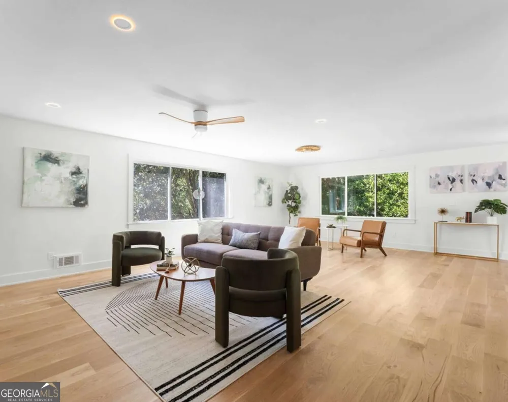 1679 Oak Ln NE Atlanta, GA 30029