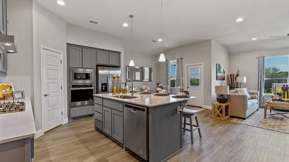 2801 FLYCATCHER DRIVE Denton, TX 76205