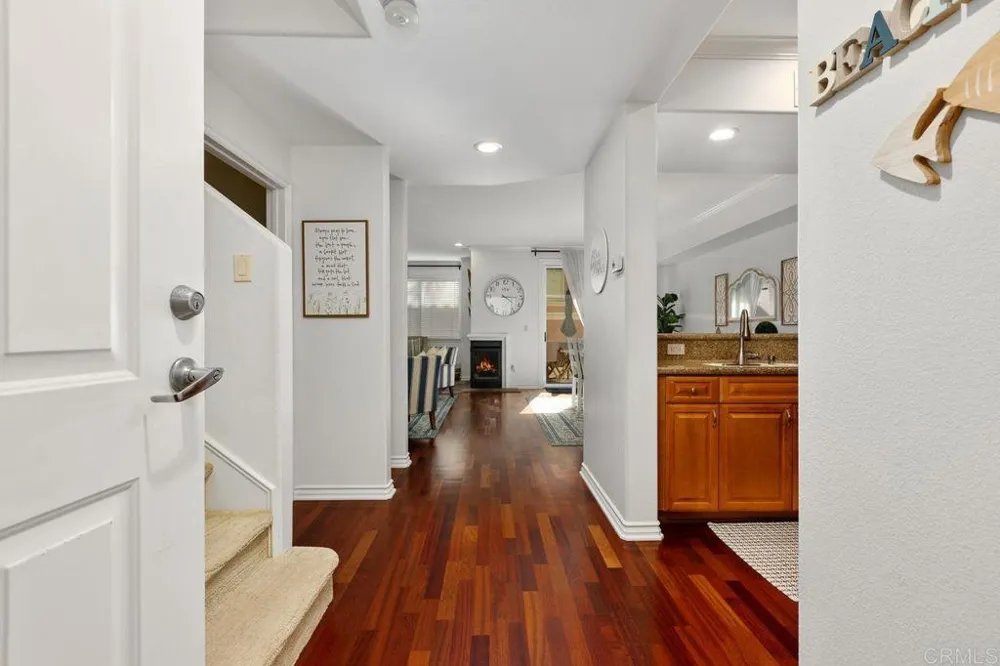 2778 Carlsbad Blvd #207 Carlsbad, CA 92008
