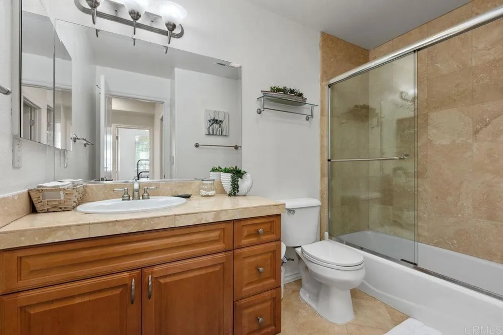 2778 Carlsbad Blvd #207 Carlsbad, CA 92008